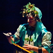 Tete a Tete Lite Bite Operas